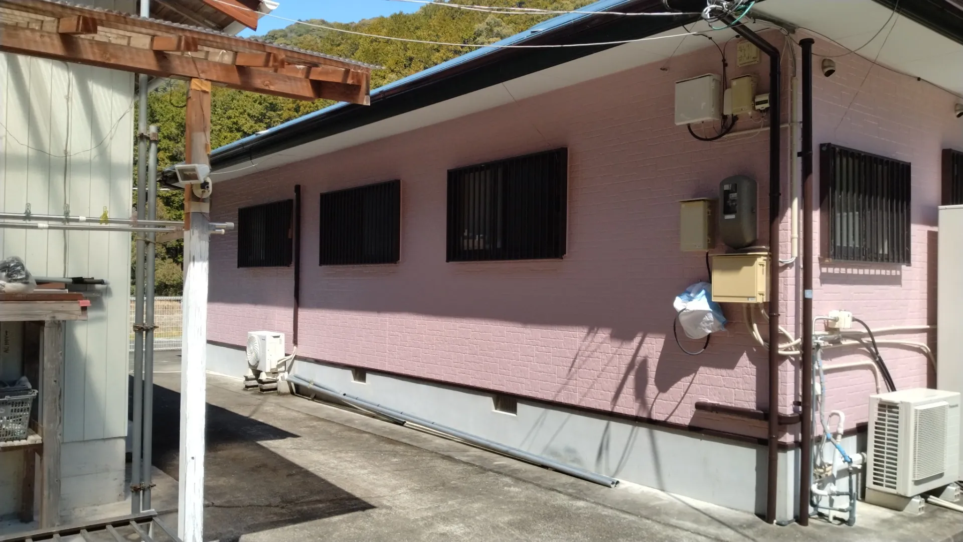 屋根、外壁の塗装をお考えの方は住宅リフォーム館へ!